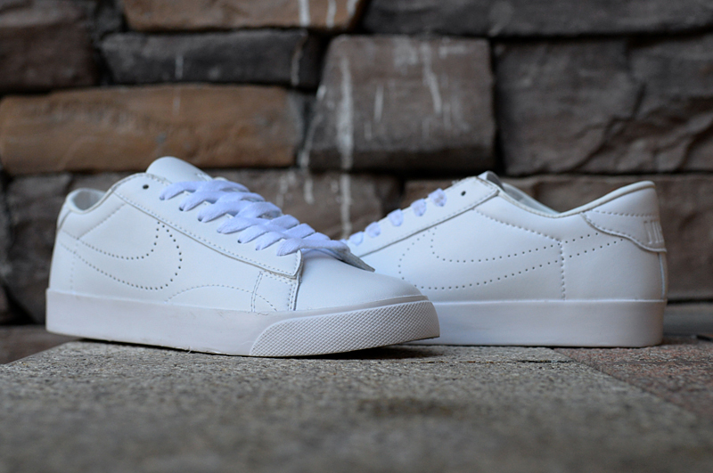 Men Nike Tennis Classic KOREA All White